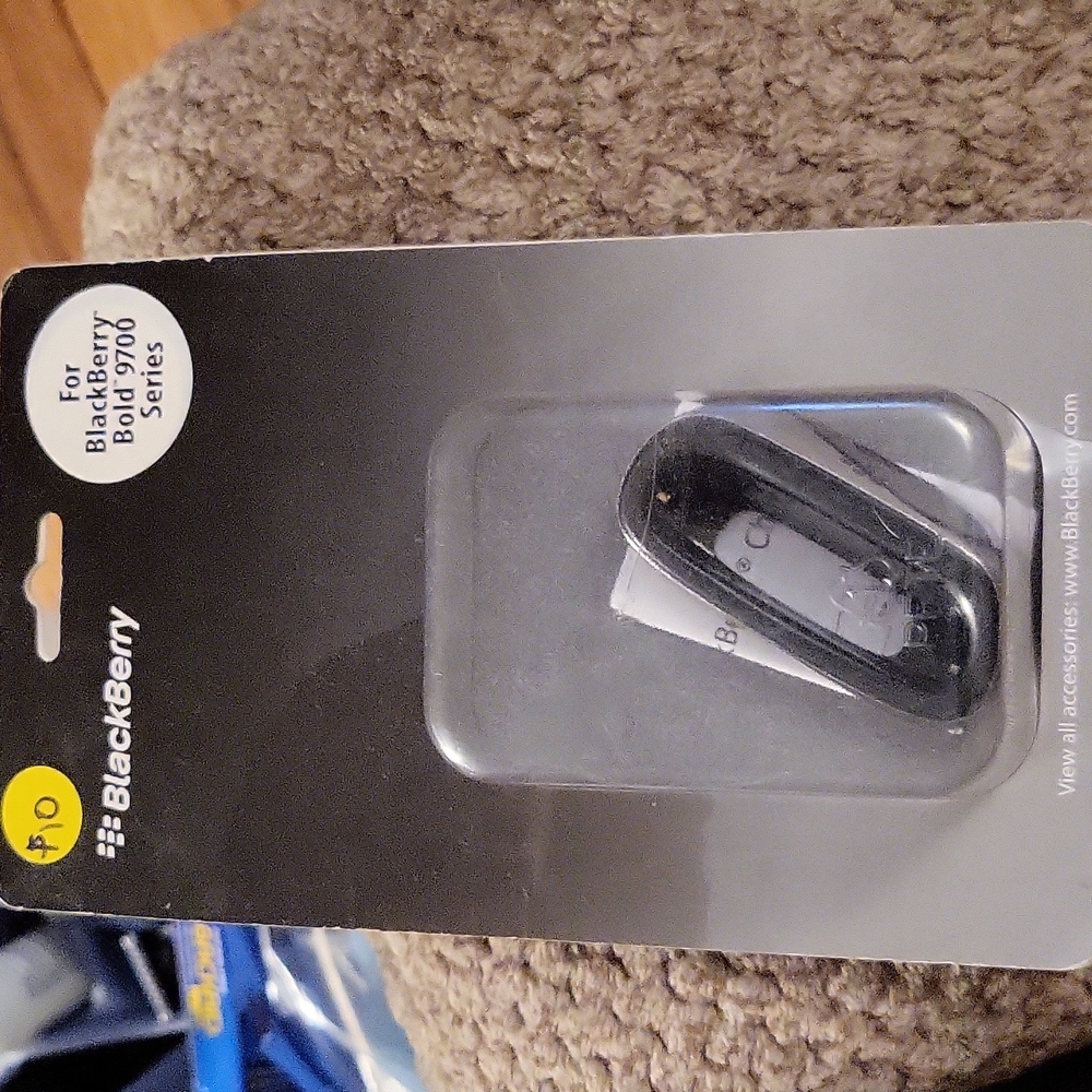 BlackBerry 9700 charging pod